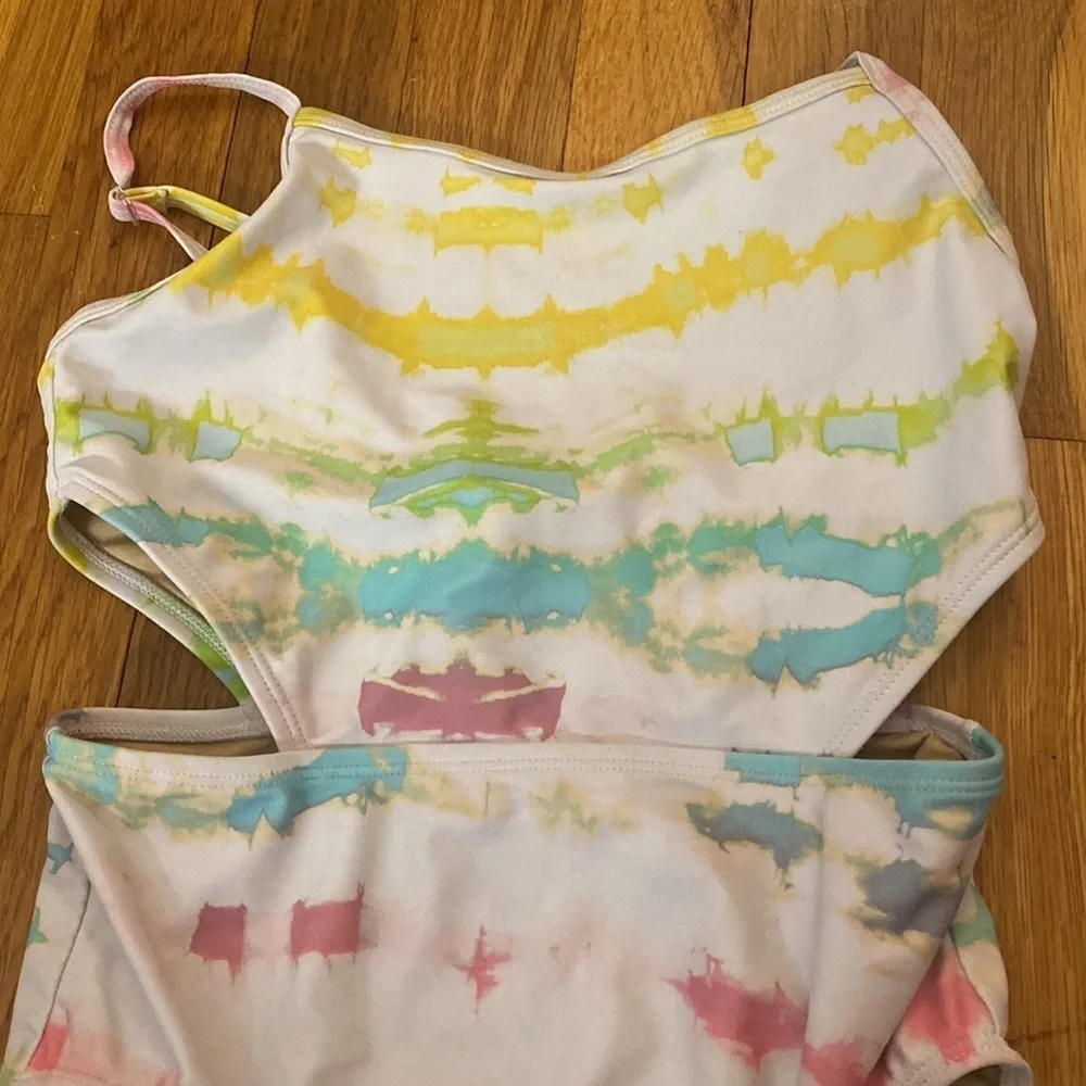Old Navy Girls Tie Dye One Piece Swimsuit Size L